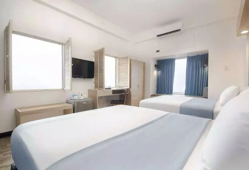 Microtel By Wyndham Mall Of Asia