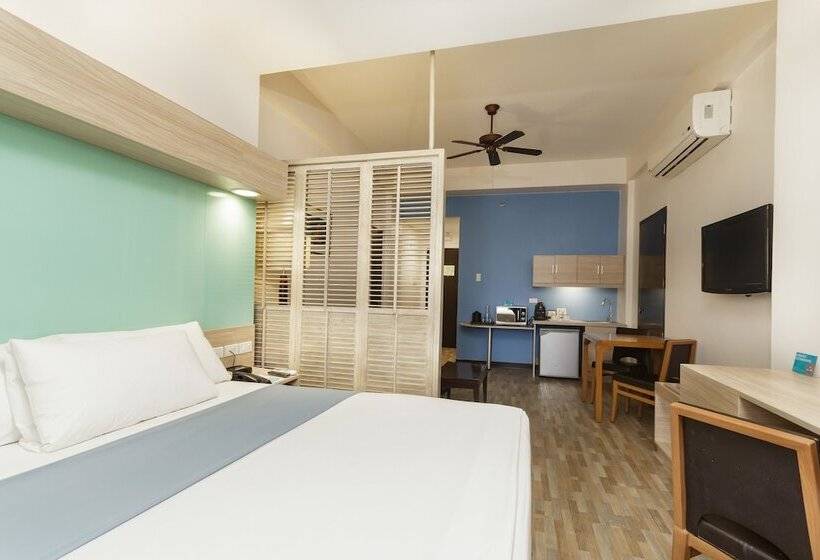 Microtel By Wyndham Mall Of Asia