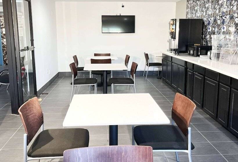 모텔 Super 8 By Wyndham Peoria