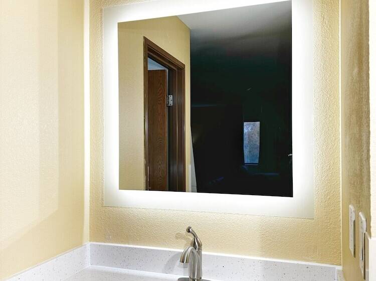 모텔 Super 8 By Wyndham Peoria