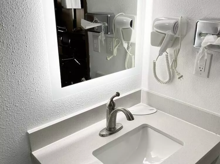 모텔 Super 8 By Wyndham Peoria