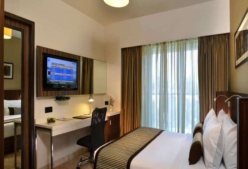 إقامة Residency Sarovar Portico