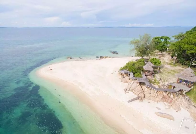 리조트 Koh Munnork Private Island