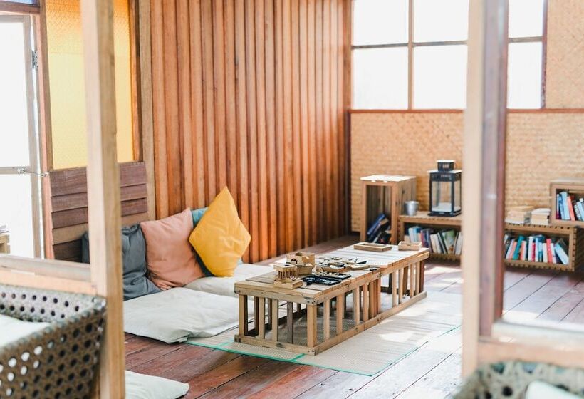 استراحتگاه Koh Munnork Private Island