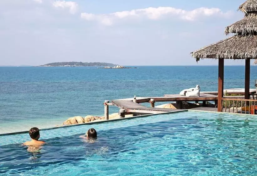 리조트 Koh Munnork Private Island