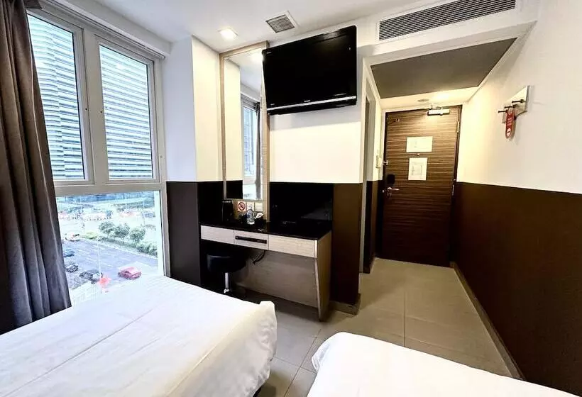 The Snooze Hotel At Bugis