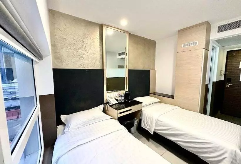 The Snooze Hotel At Bugis