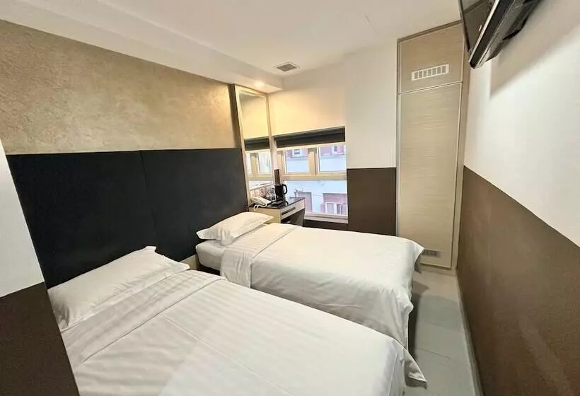 The Snooze Hotel At Bugis