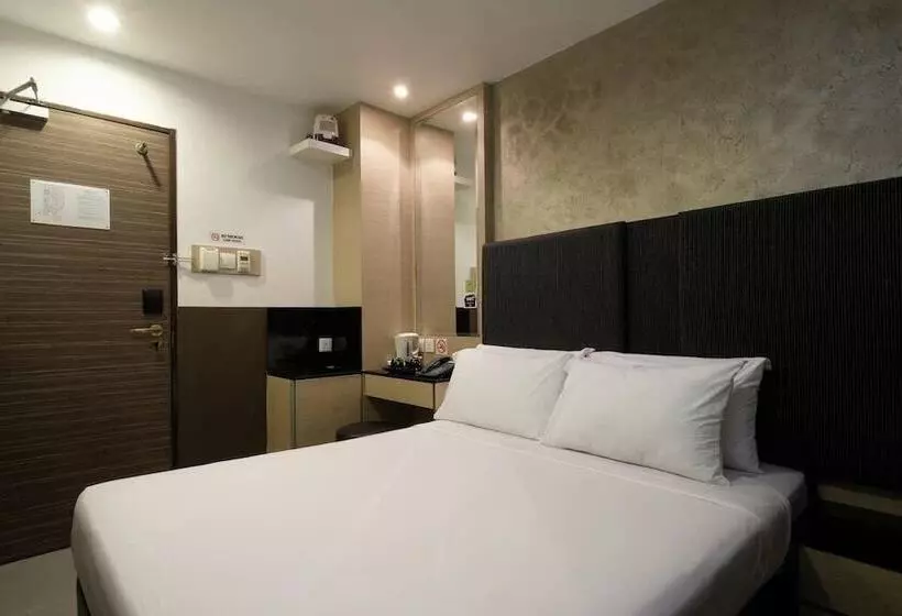 The Snooze Hotel At Bugis