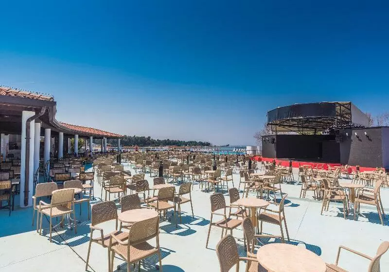 Apartments Katoro Plava Laguna