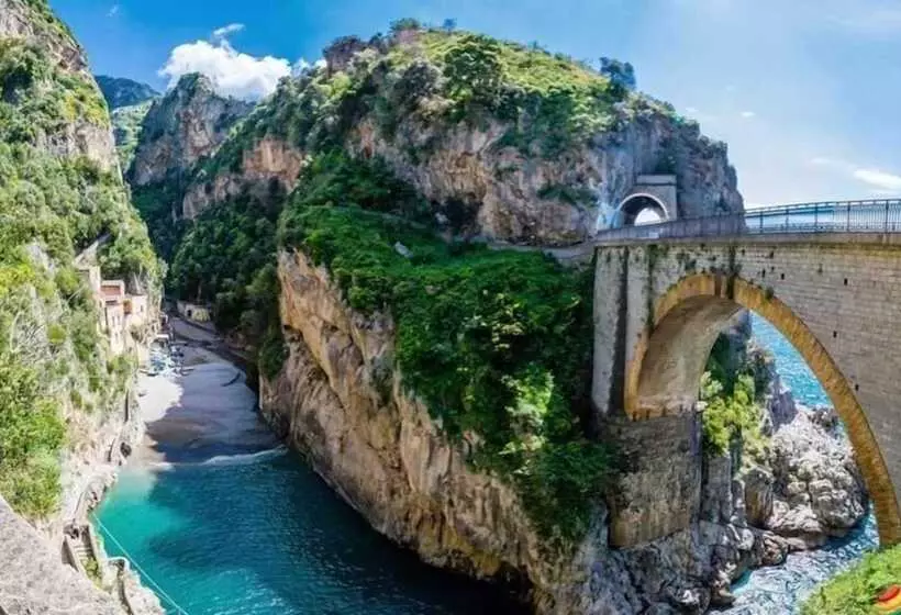 تختخواب و صبحانه Villamena