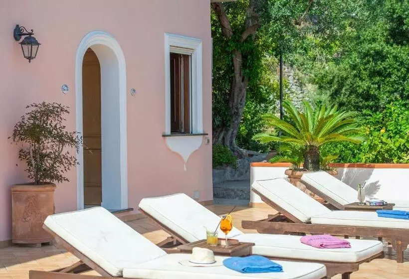 تختخواب و صبحانه Villamena