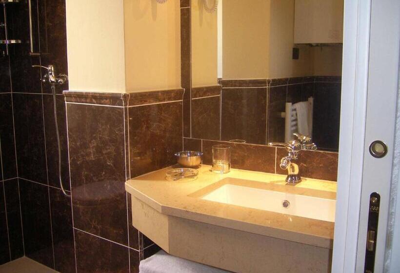 Bed and Breakfast Diamantino Town House