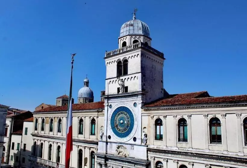 تختخواب و صبحانه Diamantino Town House