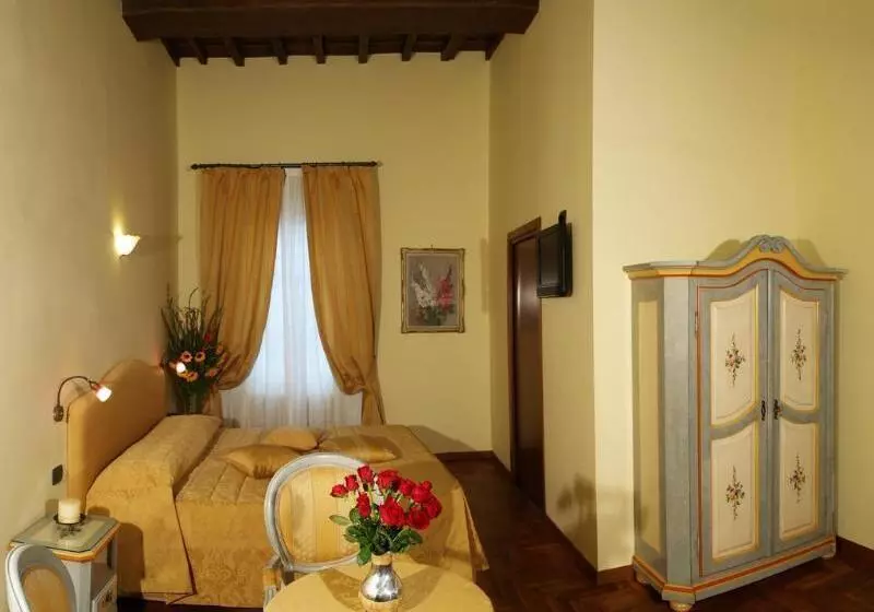 تختخواب و صبحانه Residenza Della Signoria