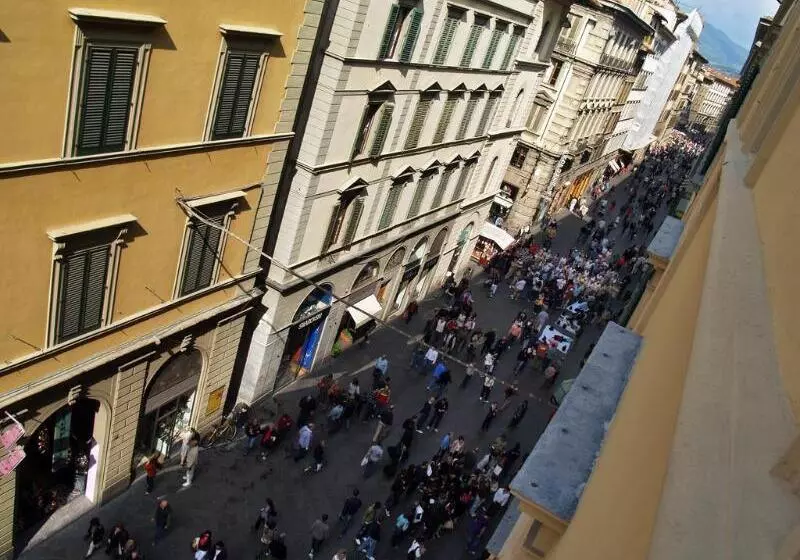 تختخواب و صبحانه Residenza Della Signoria