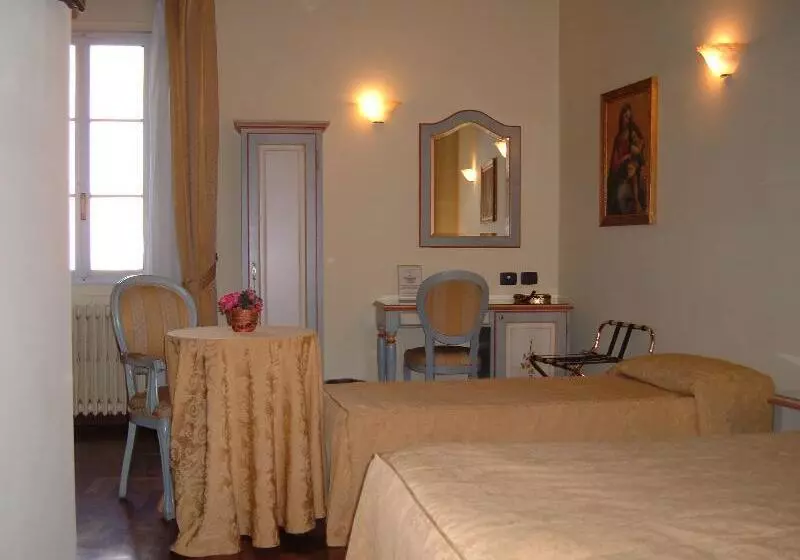 تختخواب و صبحانه Residenza Della Signoria