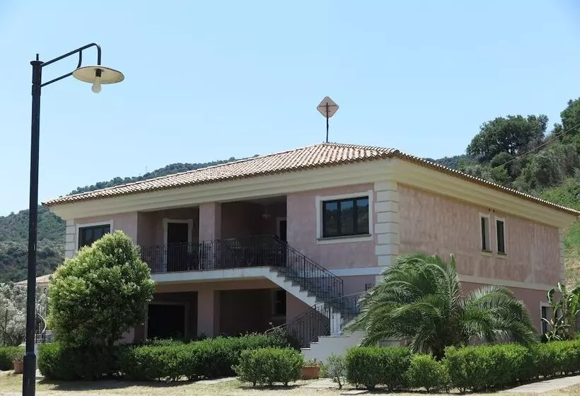 مبيت وإفطار Tenuta Castellesi