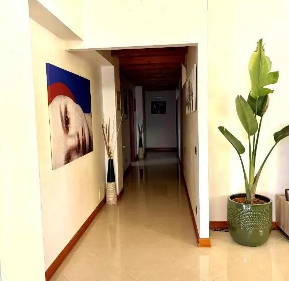 Aamiaismajoitus (B&B) Villa Ottavia