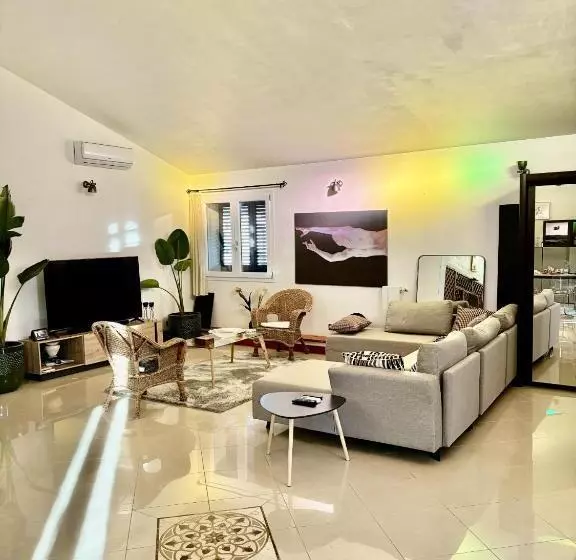 Aamiaismajoitus (B&B) Villa Ottavia