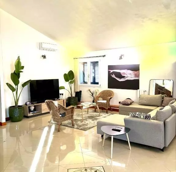 Aamiaismajoitus (B&B) Villa Ottavia