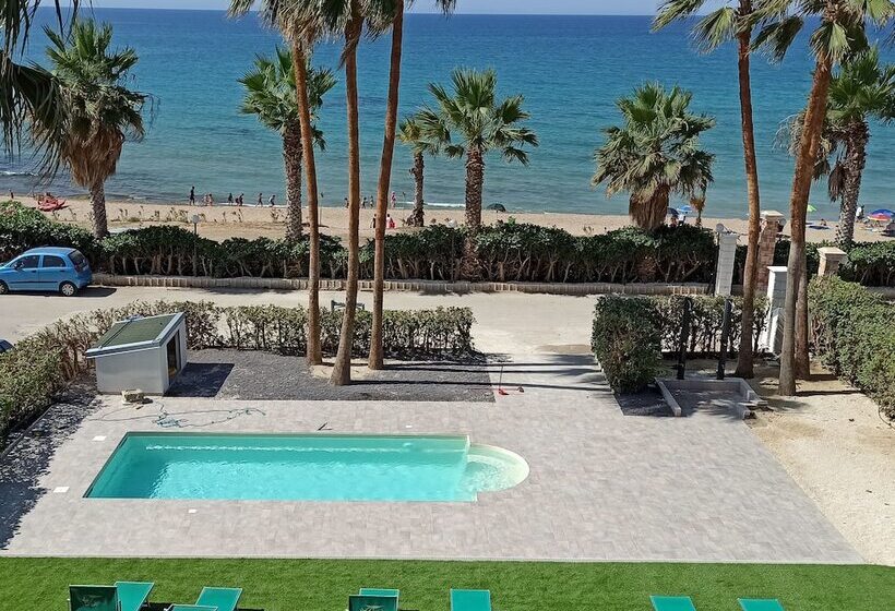 فندق Degli Angeli