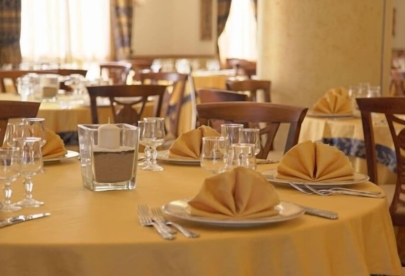 فندق Degli Angeli