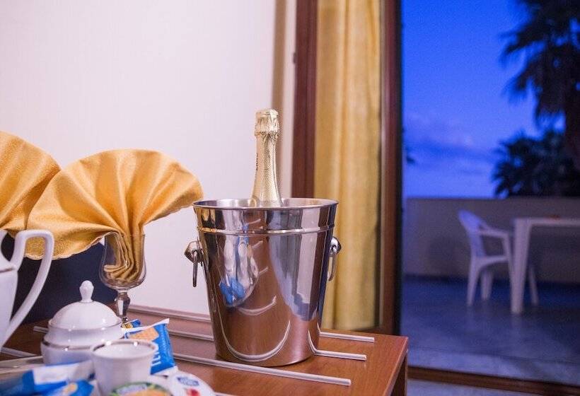 فندق Degli Angeli