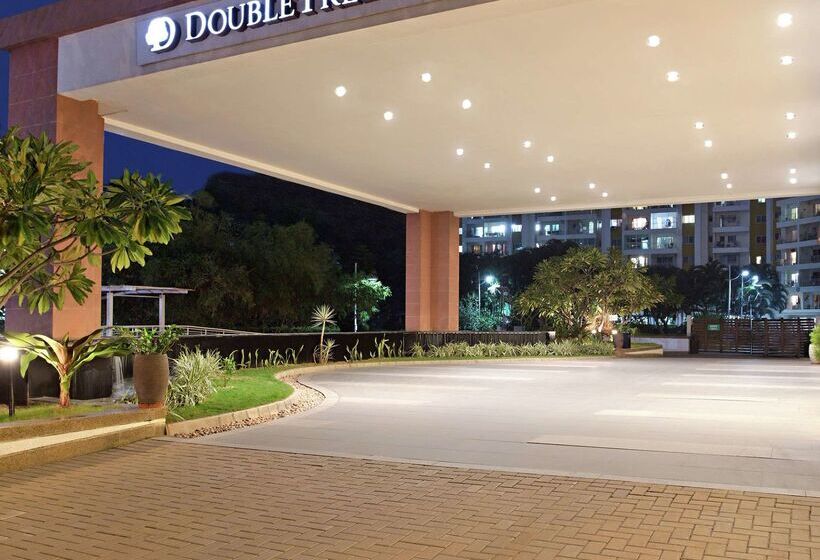 בית מלון כפרי Doubletree Suites By Hilton Bengaluru Outer Ring Road