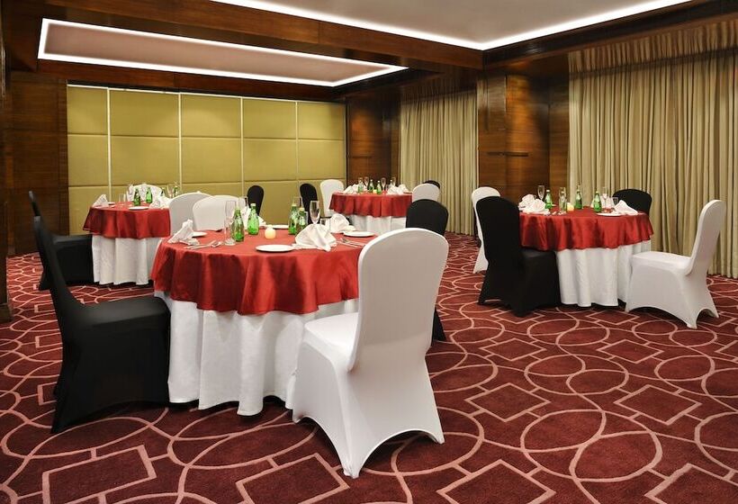 בית מלון כפרי Four Points By Sheraton Ahmedabad