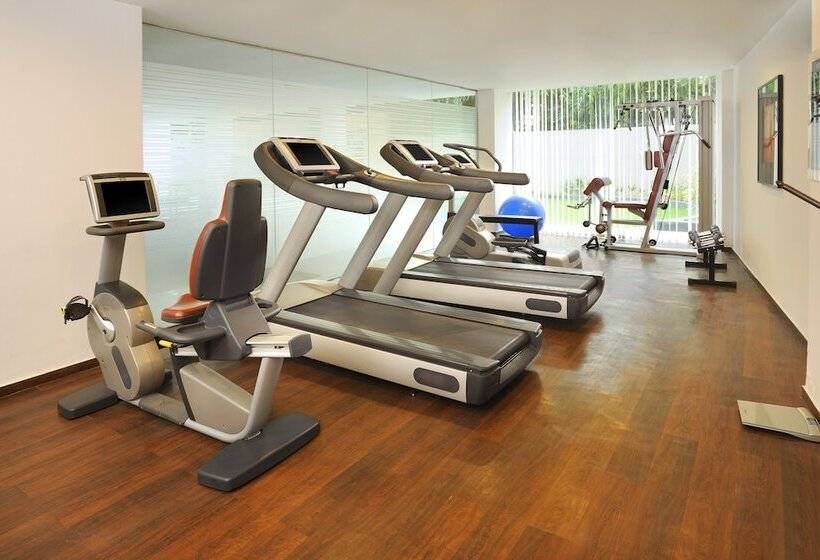 בית מלון כפרי Four Points By Sheraton Ahmedabad