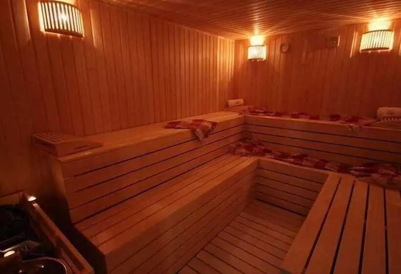 هتل Grand Corner Boutique