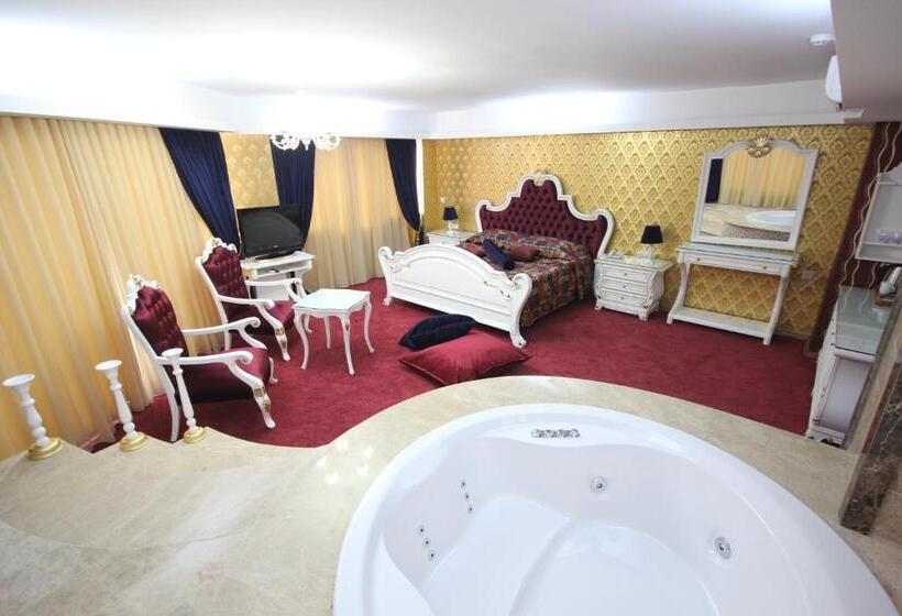 هتل Grand Corner Boutique