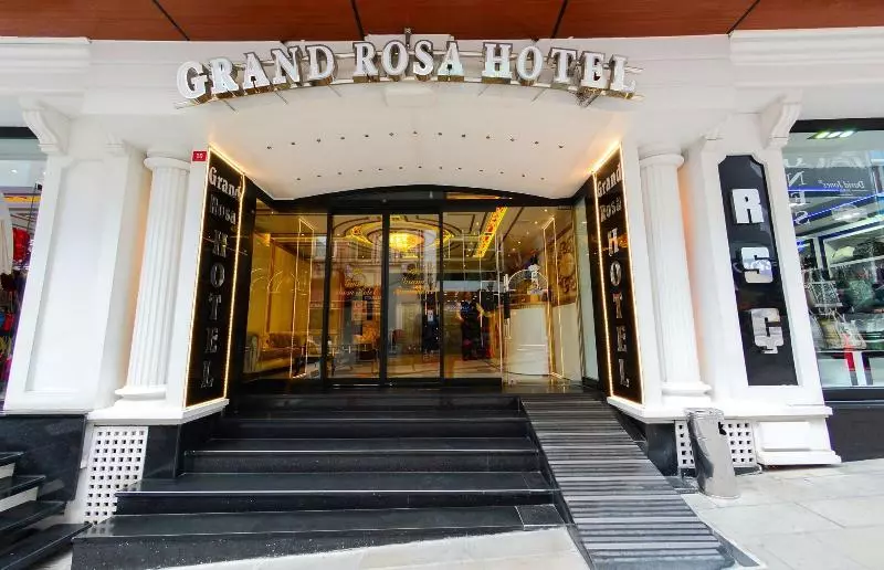 ホテル Grand Rosa