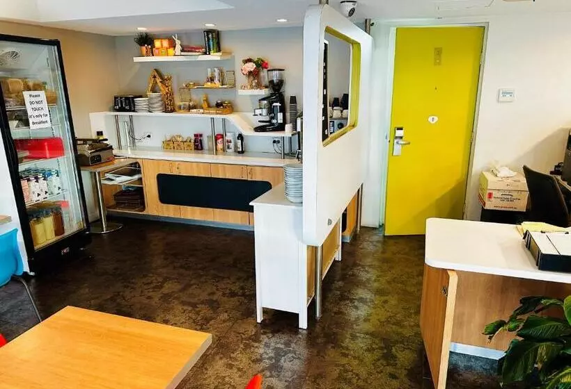 酒店 Ibis Budget Wentworthville