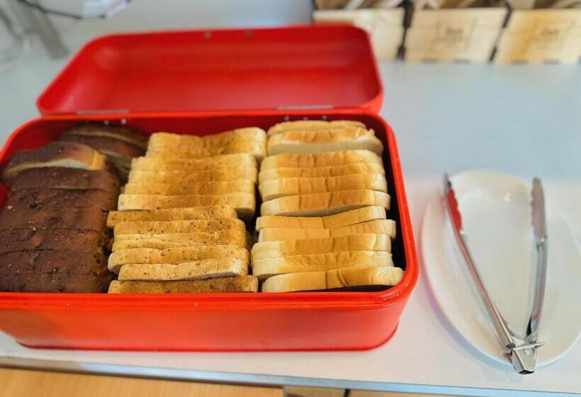 호텔 Ibis Budget Wentworthville