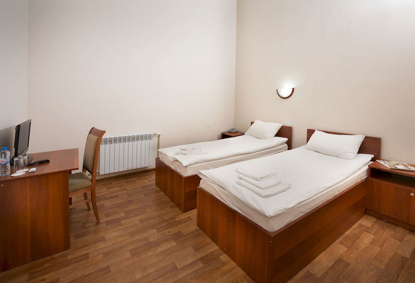 Отель Matreshka