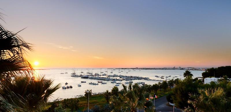 فندق Mediterraneo