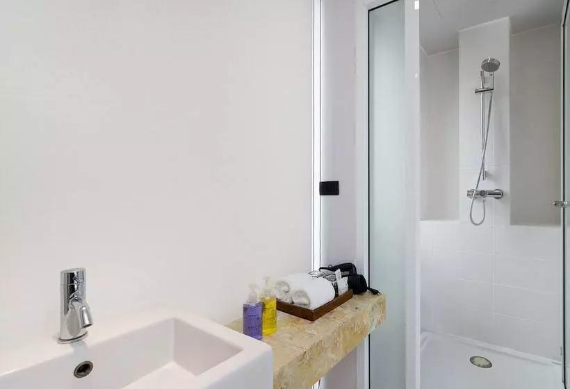 هتل Metz Pratunam