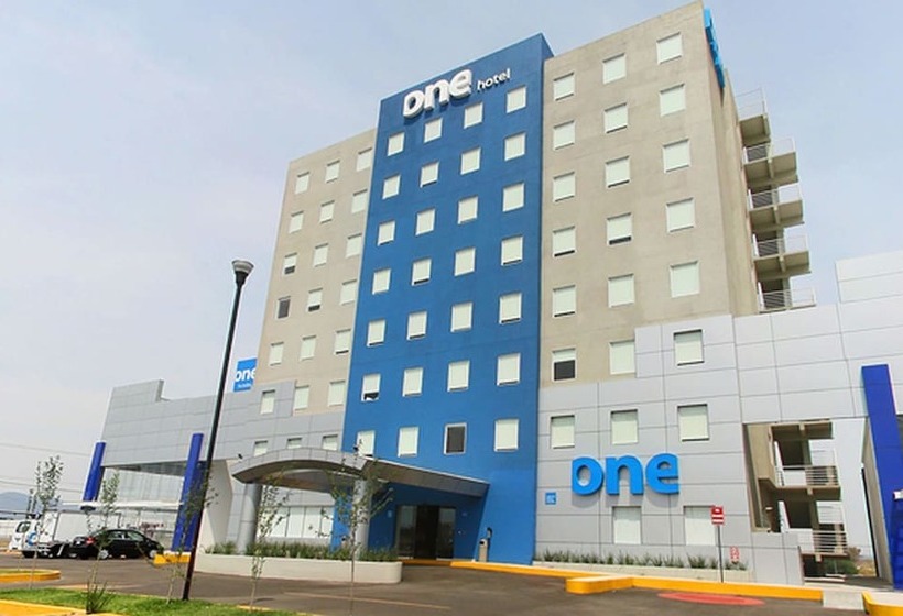 فندق One Queretaro Aeropuerto