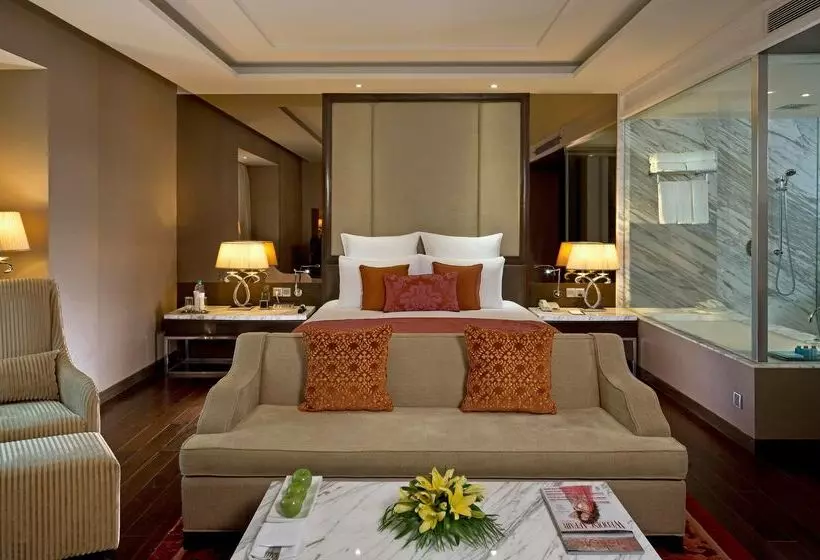 בית מלון כפרי Radisson Blu Jaipur