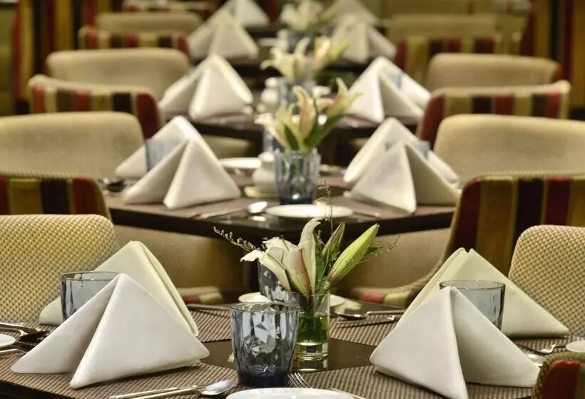 בית מלון כפרי Radisson Blu Jaipur