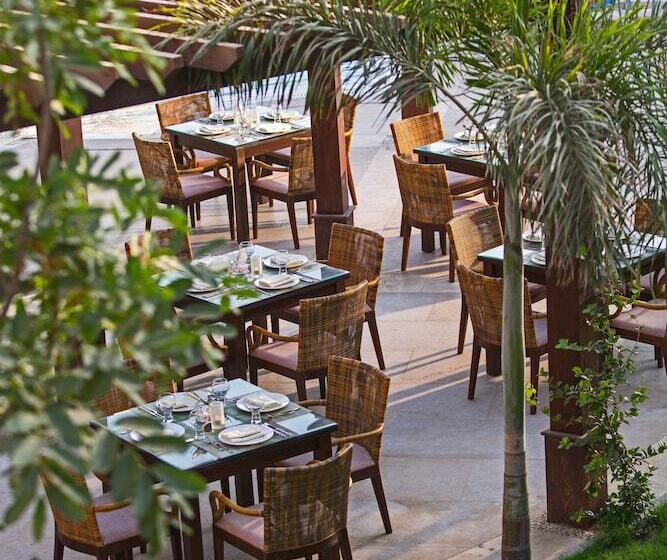 هتل Renaissance Cairo Mirage City