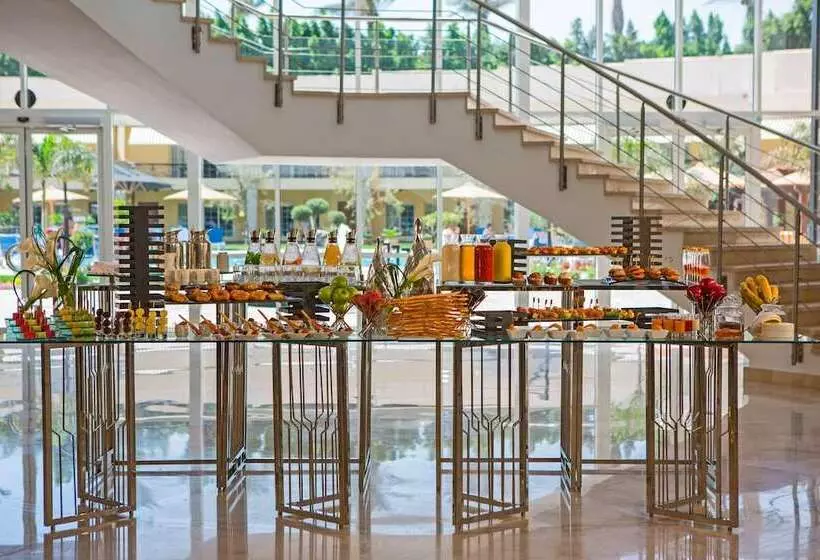 هتل Renaissance Cairo Mirage City