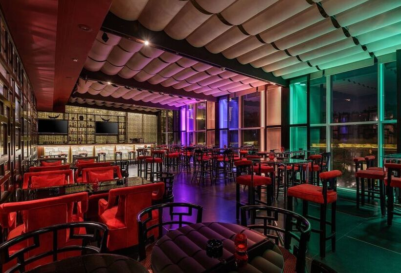 هتل Renaissance Cairo Mirage City