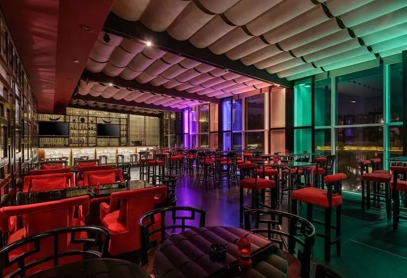 هتل Renaissance Cairo Mirage City