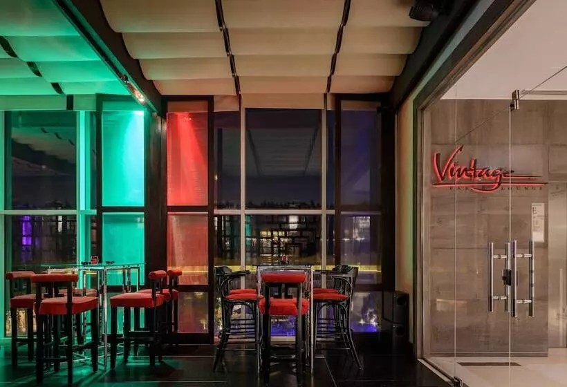 هتل Renaissance Cairo Mirage City