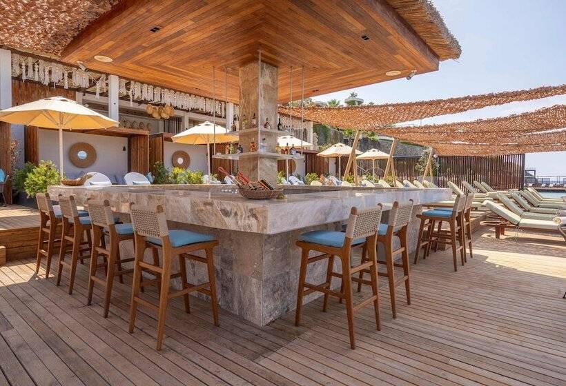 호텔 Swissôtel Living Bodrum