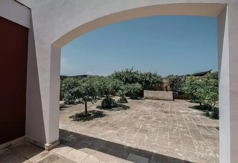 هتل Tenuta Monacelli Lecce