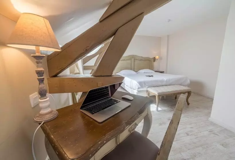 هتل The Originals Boutique, Hôtel Les Poèmes De Chartres